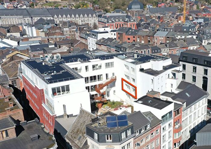 Appartement 3 pièces à Rue de la Madeleine, Liège, à vendre