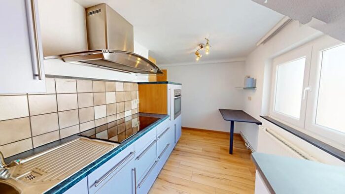 Appartement 4 pièces à Rue Lang, Athus, à louer