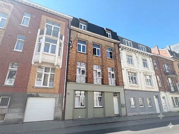 Maison 4 pièces à vendre à Rue Servais, SPA