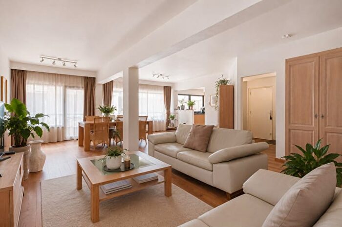 Bredabaan, Brasschaat : Appartement 3 pièces à vendre