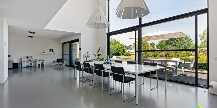 Maison 3 pièces à vendre à Erembodegem, OostVlaanderen