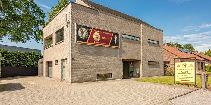 Maison 4 pièces à vendre à Kerkhofstraat, Retie