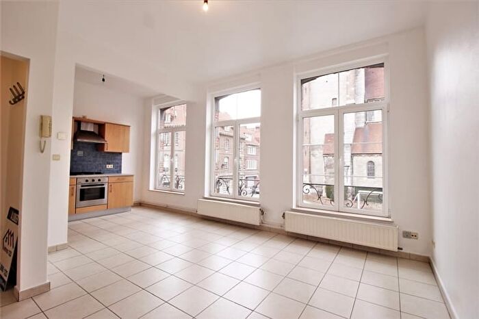 de Pont, TOURNAI : Appartement 1 pièce à louer