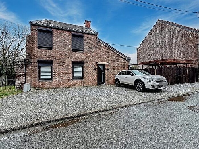 Maison 3 pièces à rue de Mons, THiméon, à vendre