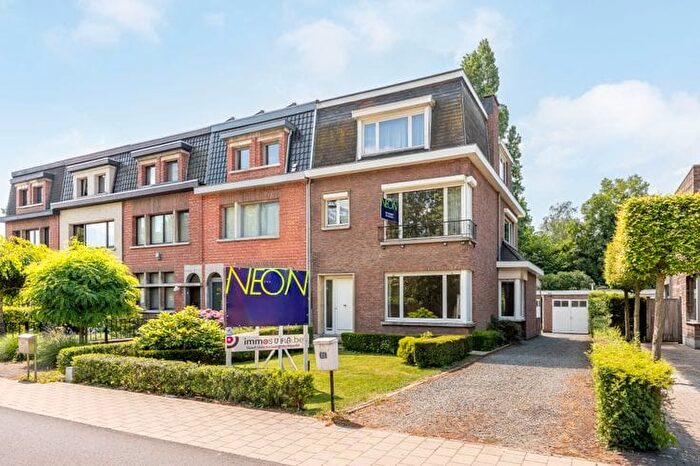 Antwerpsesteenweg, Kapellen : Maison 4 pièces à vendre