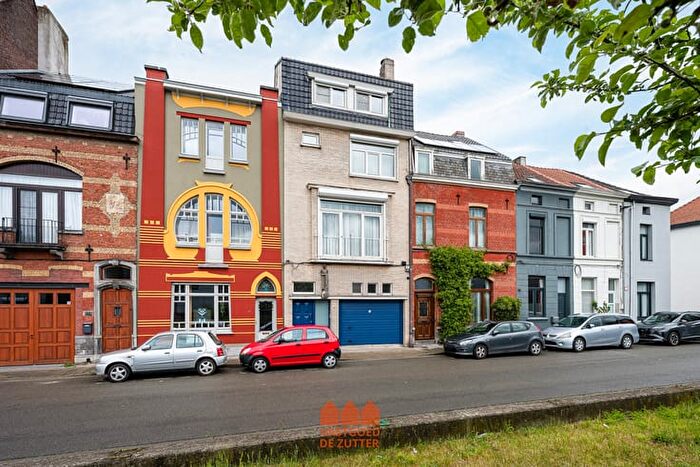Maison 16 pièces à vendre - Edmond Van Hoorebekestraat, Ledeberg