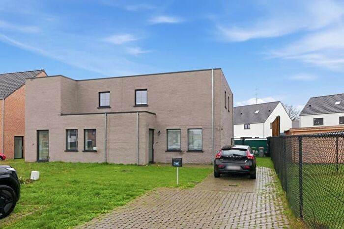 Maison 4 pièces à vendre à Violierenstraat, Bilzen