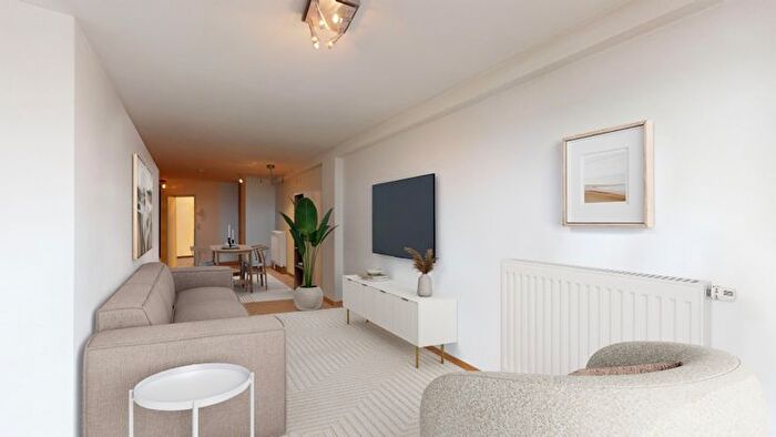 Appartement 8 pièces à vendre à ZeedijkDuinbergen, Duinbergen