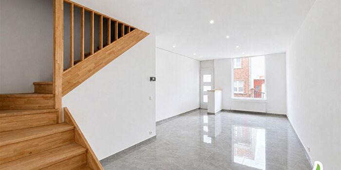 Doolhofstraat, Moeskroen : Maison 3 pièces à vendre