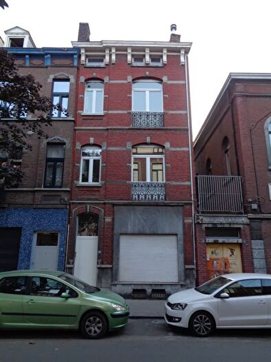 Rue De La Loi, Liège : Maison 5 pièces à vendre
