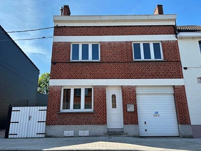 Maison 4 pièces à Rue des Brasseurs, Mons, à vendre