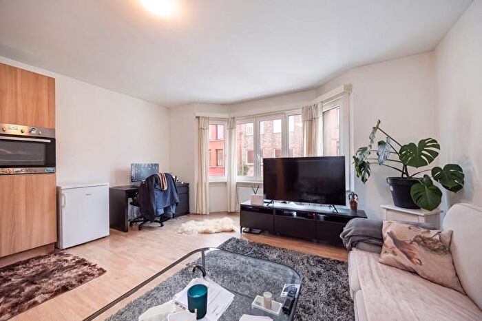 Leeuwlantstraat, DEURNE : Appartement 2 pièces à vendre