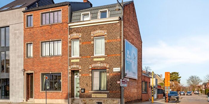 Kuringersteenweg, Hasselt : Maison 4 pièces à vendre