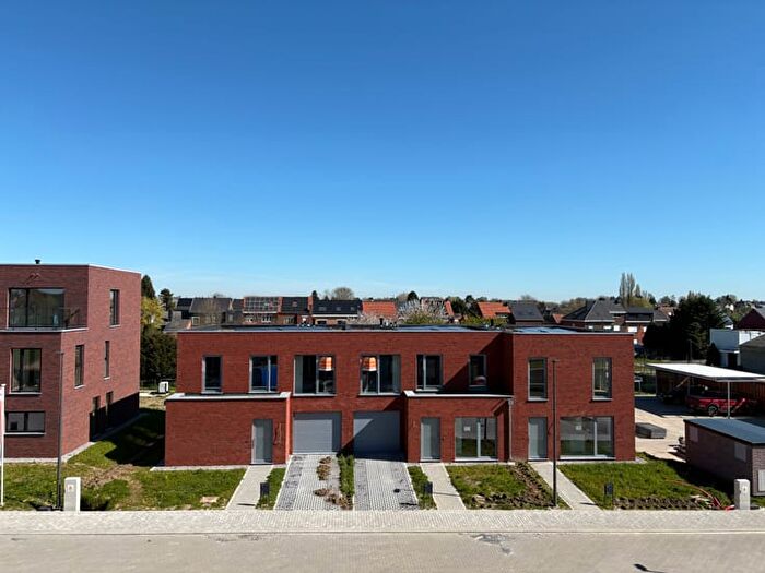 Maison 3 pièces à Rue De La Renaissance, Waremme, à vendre