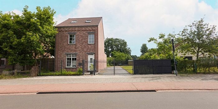 Maison 5 pièces à vendre - Heeldstraat, Genk