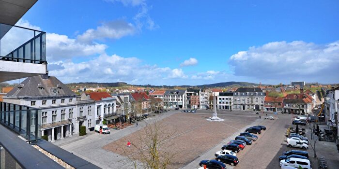 Appartement 4 pièces à Grote Markt, Ronse, à vendre