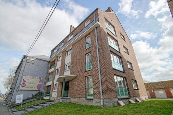 Chaussée de Charleroi, Gembloux : Appartement 2 pièces à vendre