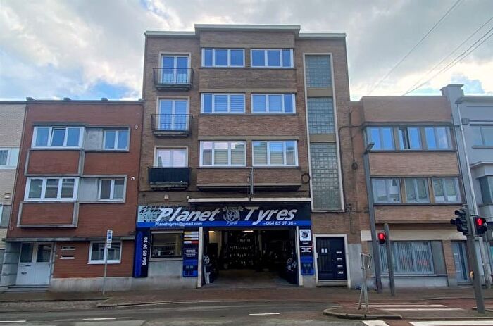 Rue Hamoir, LA Louvière - Maison 8 pièces à vendre