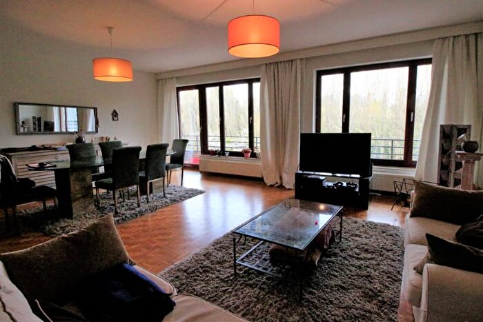 Appartement 3 pièces à louer à Lenneke Marelaan, SintStevensWoluwe