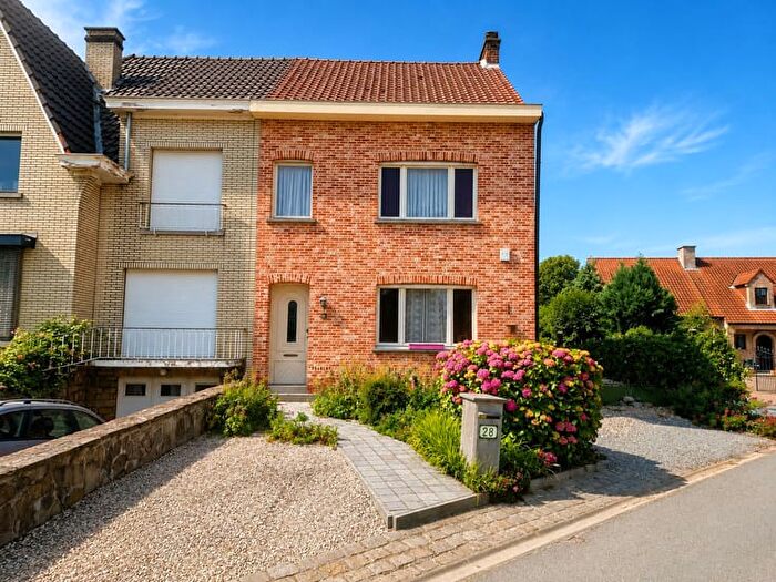Stratendries, Lierde : Maison 14 pièces à vendre