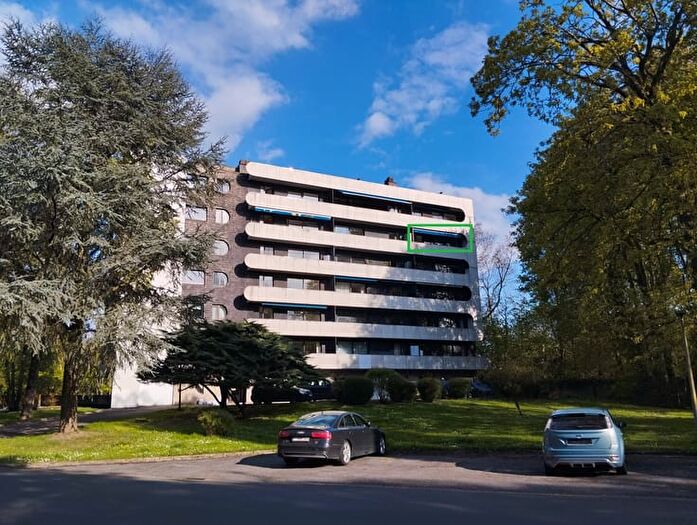 Appartement 4 pièces à vendre à Chaussée De Ransart, Charleroi
