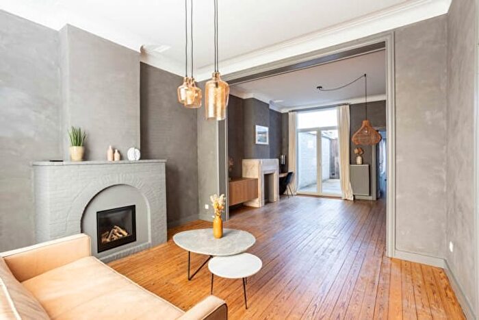 Maison 5 pièces à vendre à Léopold Sturbautstraat, Ronse