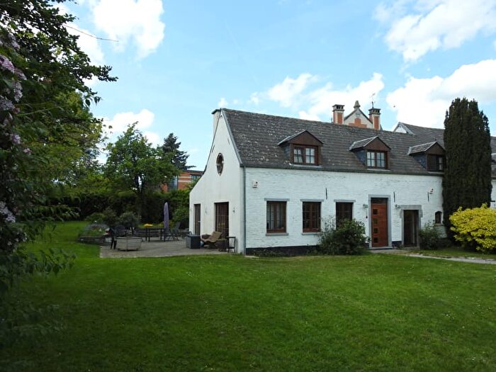 Maison 3 pièces à Rue Grand'rue, OttigniesLouvainlaNeuve, à louer