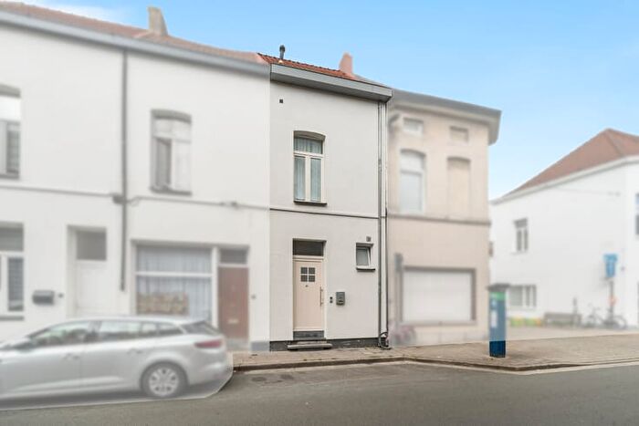 Edmond Van Hoorebekestraat, Ledeberg : Maison 10 pièces à vendre