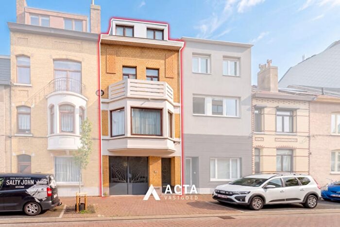 Maison 1 pièce à vendre à Karel Van de Woestijnestraat, Oostende