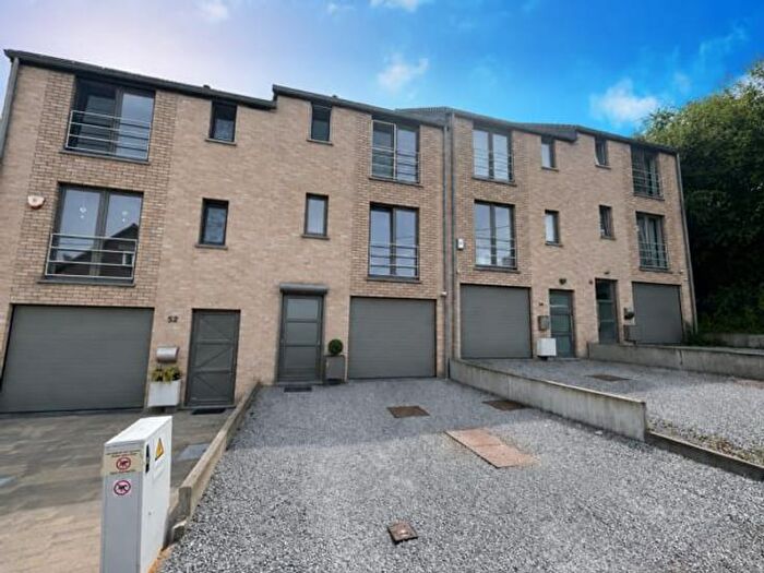Rue des Acacias, Charleroi : Maison 3 pièces à vendre