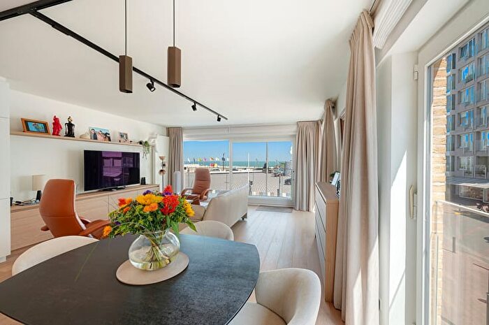Appartement 16 pièces à vendre - Koningslaan, B
