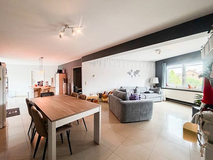 Rue AlbertElisabeth, Péronneslezbinche - Appartement 3 pièces à vendre