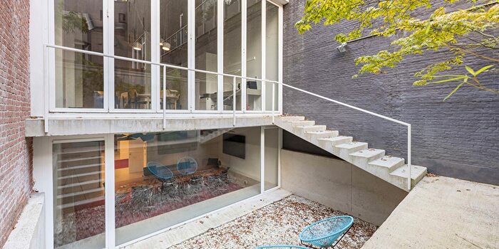 Antwerpen, Antwerpen : Maison 5 pièces à vendre