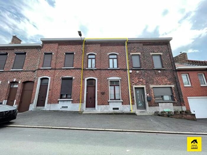 Maison 2 pièces à Rue Longue Bourse, Charleroi, à vendre
