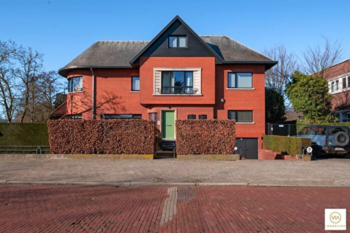 Maison 6 pièces à vendre à Ahornenlaan, WILRIJK