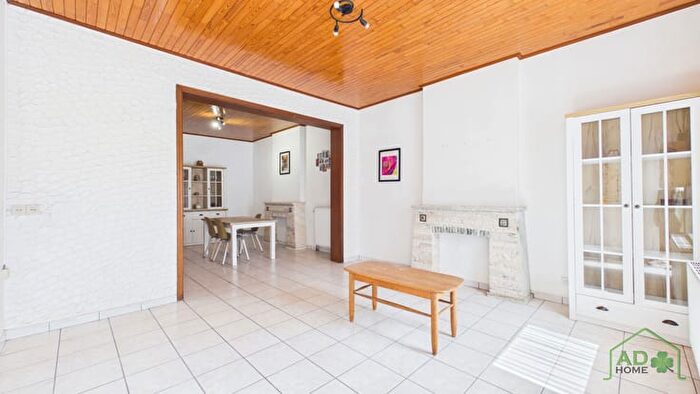 Maison 3 pièces à Rue d'Oignies, AiseauPresles, à vendre