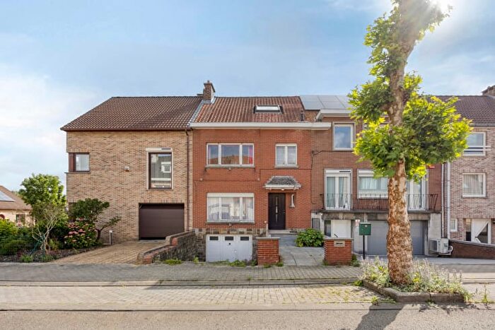 Maison 4 pièces à vendre à José Mehaudensstraat, SintPietersLeeuw