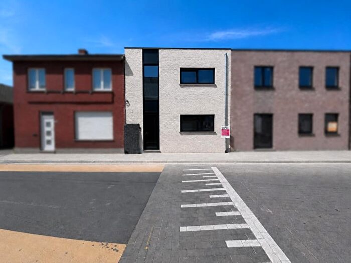 Maison 4 pièces à louer à Driesstraat, Zele