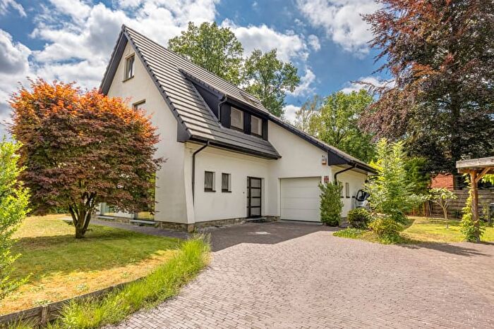 Maison 5 pièces à vendre à Leeuweriklaan, KAPELLEN
