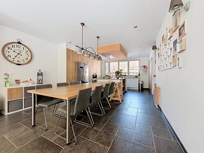 Maison 12 pièces à vendre à RUE DE FRANCE, Genappe