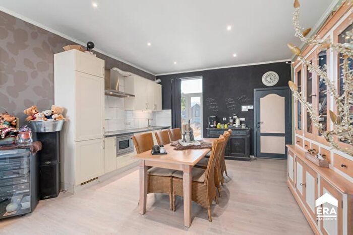Maison 3 pièces à Kapucijnenstraat, Tienen, à vendre