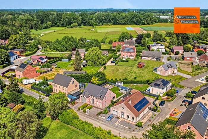 Maison 5 pièces à Pastoor Ceulemansstraat, HEVER, à vendre