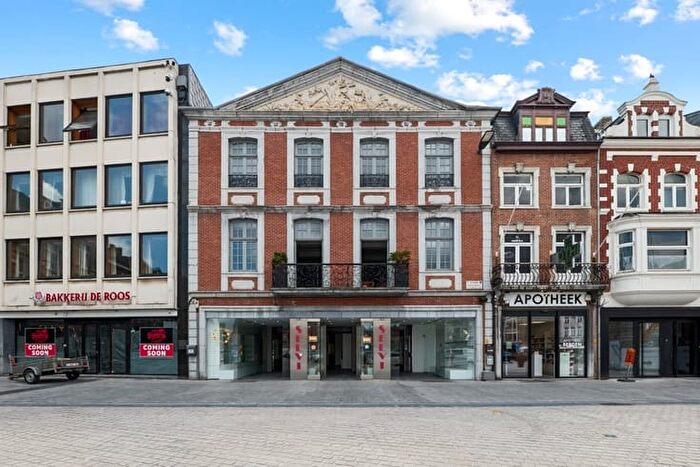 Maison 7 pièces à vendre à Grote Markt, SintTruiden
