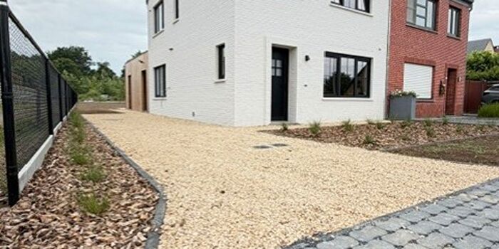SintJorislaan, Schulen : Maison 3 pièces à vendre