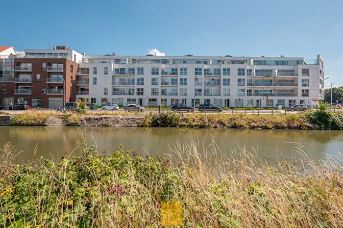 Appartement à Damse Vaart Zuid, SintKruis, à vendre