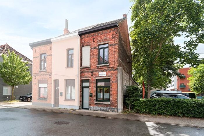 Auguste Van Ooststraat, GENTBRUGGE : Maison 2 pièces à vendre