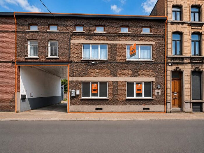 Rue de la Savonnerie - Maison 5 pièces à vendre