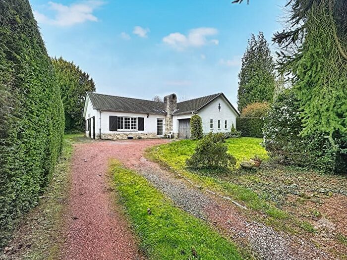 Chaussée de Louvain, Lasne : Maison 3 pièces à vendre