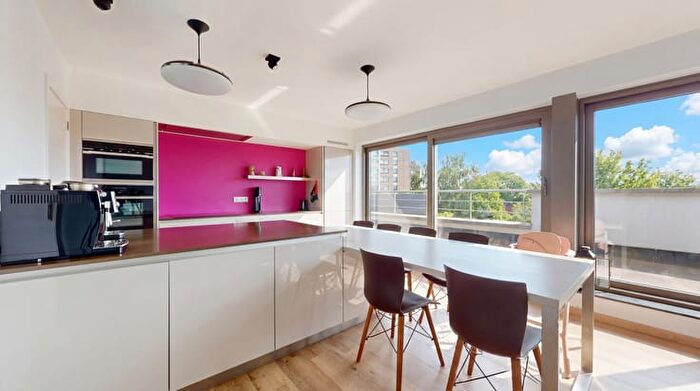 Rue du Poirier, MONTIGNIESSURSAMBRE : Appartement 2 pièces à vendre