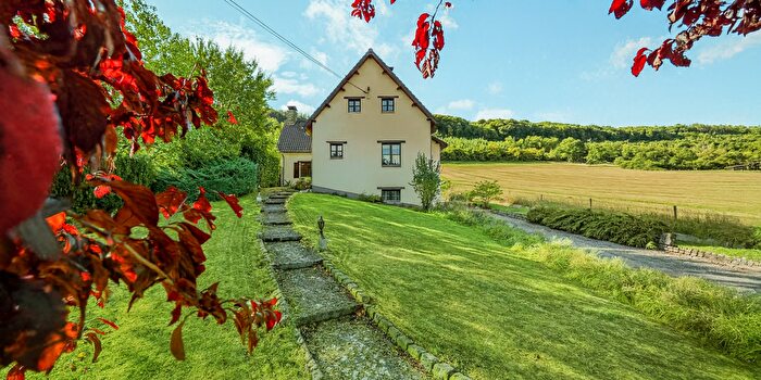 Maison 3 pièces à vendre à MartouzinNeuville, Namen